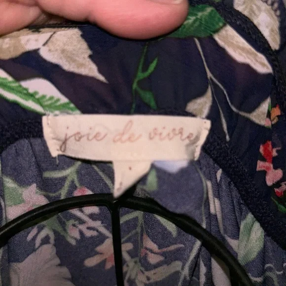 Joie De Vivre navy floral print size L - Picture 6 of 7